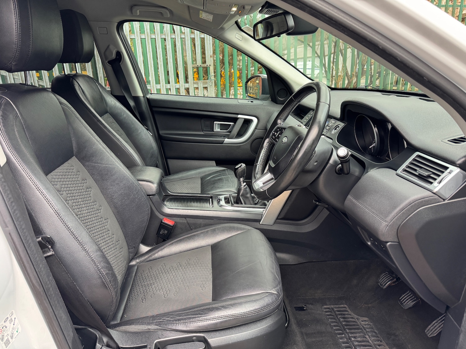 Used Land Rover Discovery Sport 2017 for sale - 77200754: Photo 11