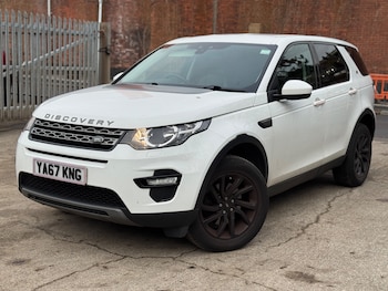 Used Land Rover Discovery Sport 2017 for sale - 77200754: Photo