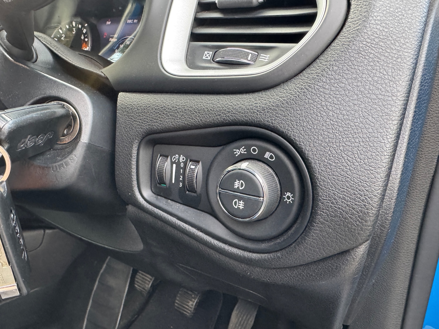 Used Jeep Renegade 2015 for sale - 76545959: Photo 14