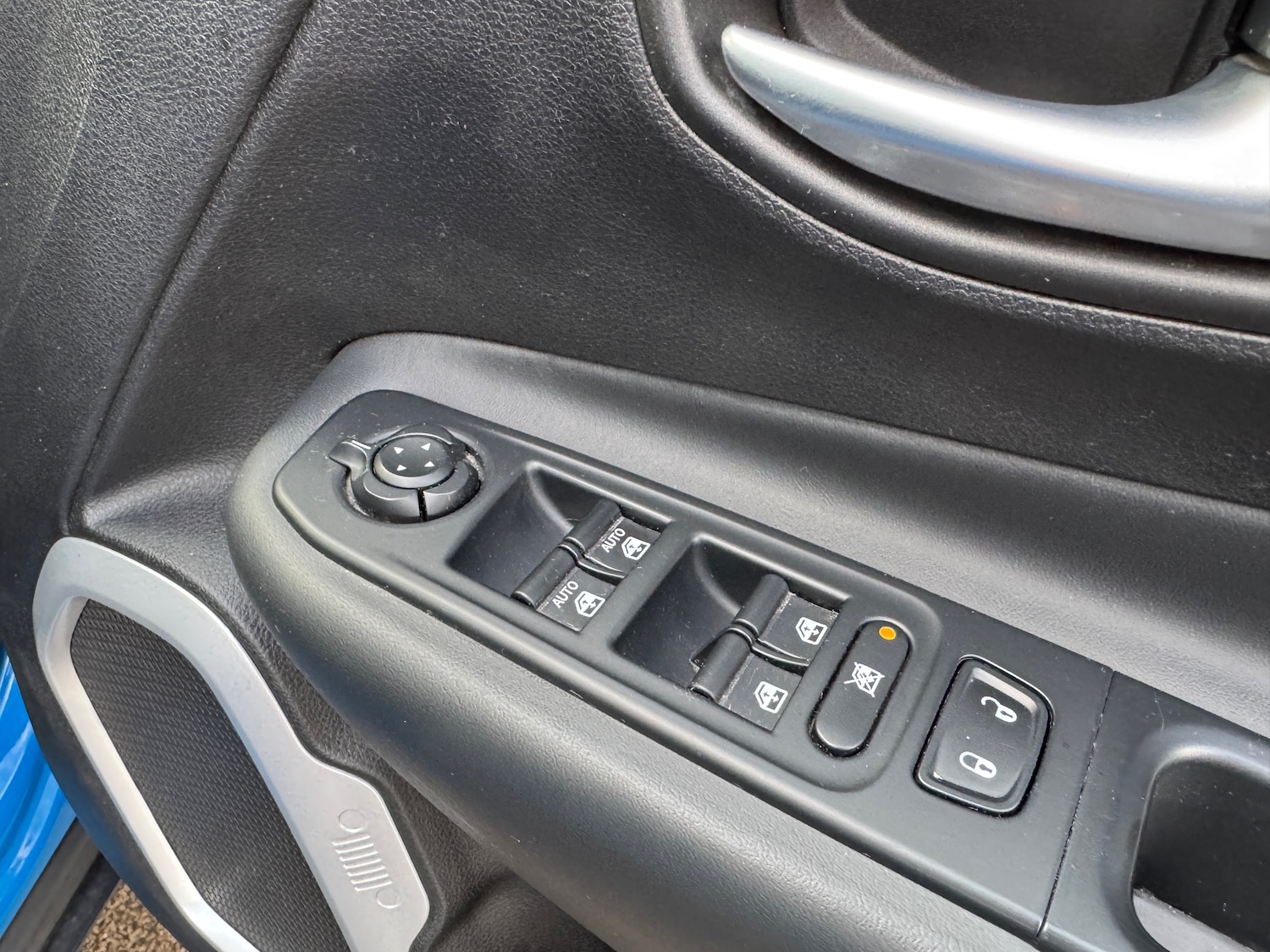 Used Jeep Renegade 2015 for sale - 76545959: Photo 15