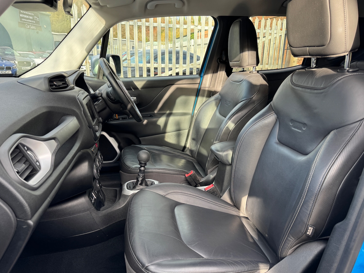 Used Jeep Renegade 2015 for sale - 76545959: Photo 28