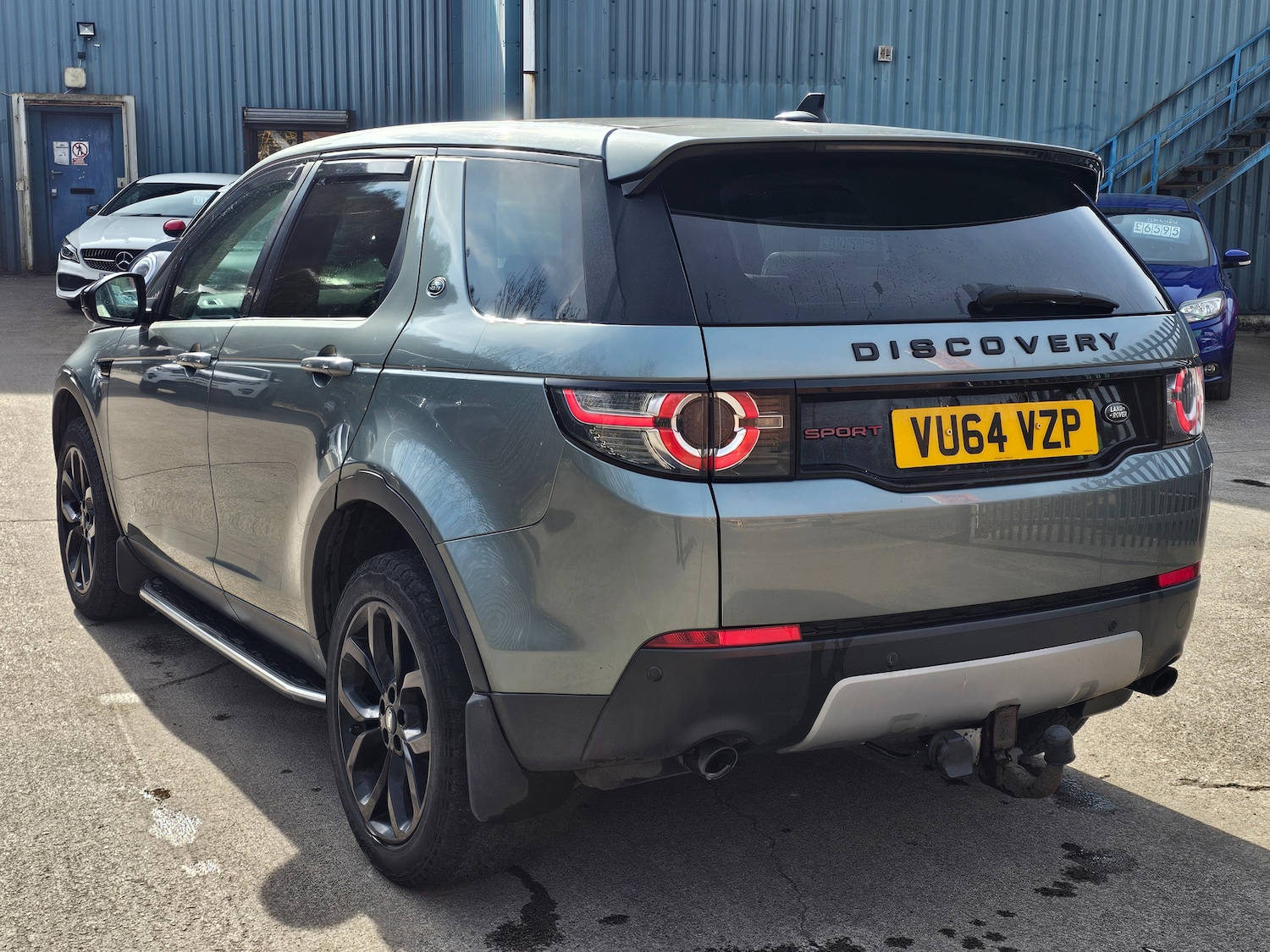 Used Land Rover Discovery Sport 2015 for sale - 77966565: Photo 4