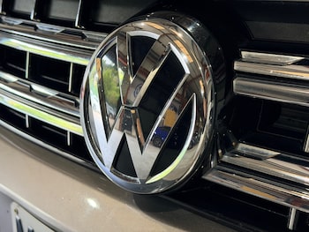 Used Volkswagen Amarok 2018 for sale - 79563614: Photo