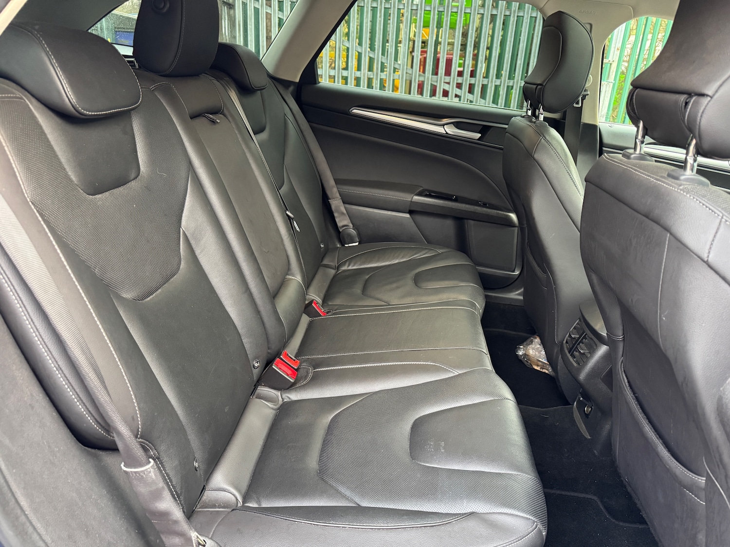 Used Ford Mondeo 2015 for sale - 76569290: Photo 7