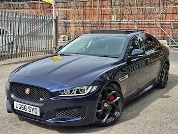 Used Jaguar XE 2016 for sale - 75475180: Photo