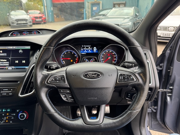 Used Ford Focus 2016 for sale - 76292912: Photo 15