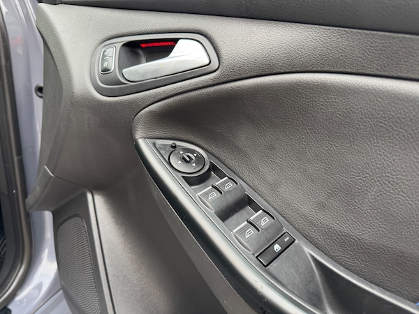 Used Ford Focus 2016 for sale - 76292912: Photo 19
