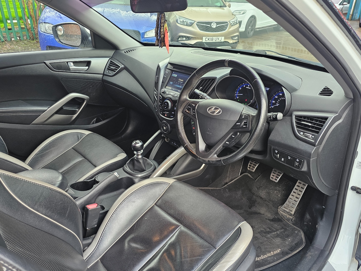 Used Hyundai Veloster 2012 for sale - 77394192: Photo 6