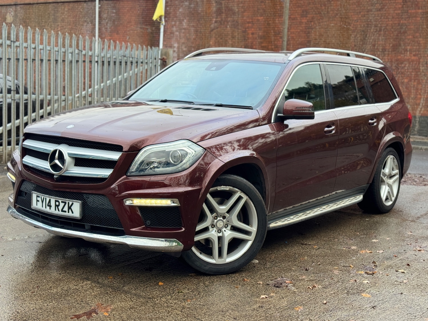 Used Mercedes-Benz GL Class 2014 for sale - 76616887: Photo 2