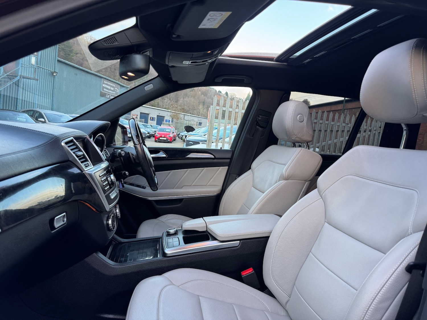 Used Mercedes-Benz GL Class 2014 for sale - 76616887: Photo 27