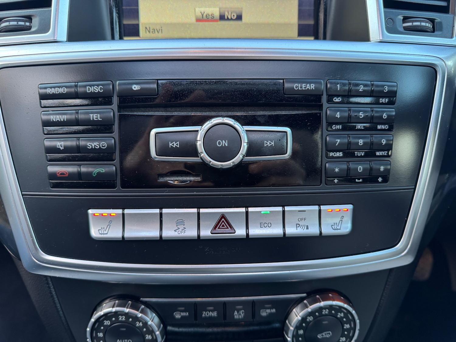 Used Mercedes-Benz GL Class 2014 for sale - 76616887: Photo 32