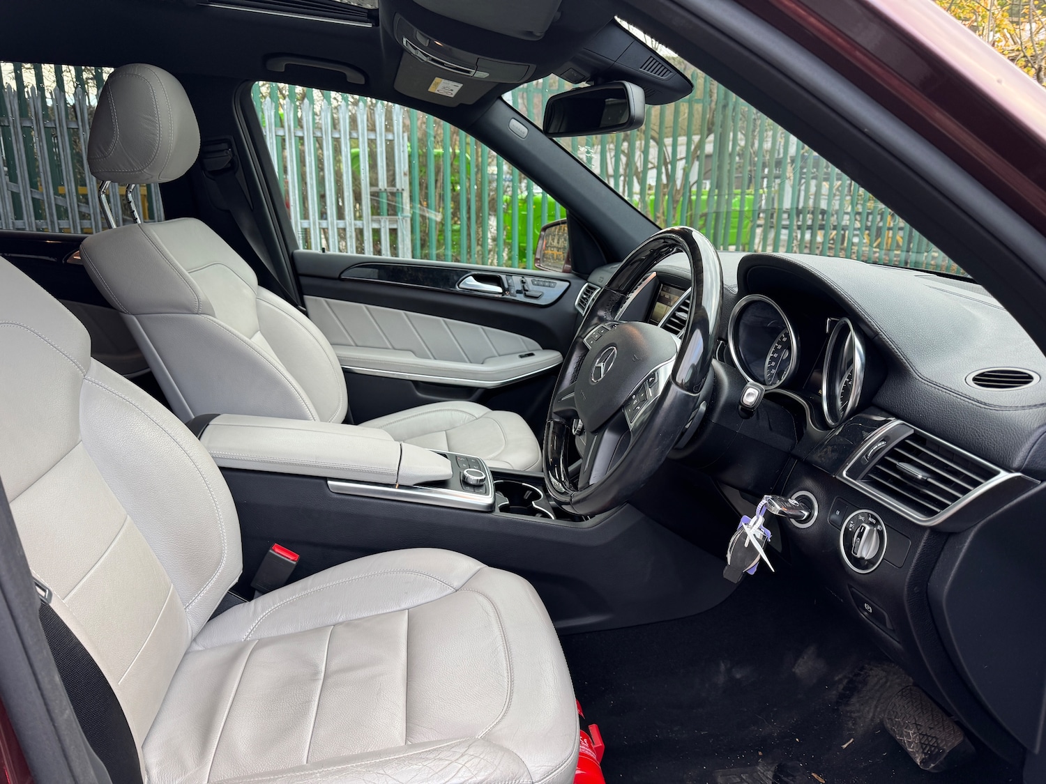 Used Mercedes-Benz GL Class 2014 for sale - 76616887: Photo 6