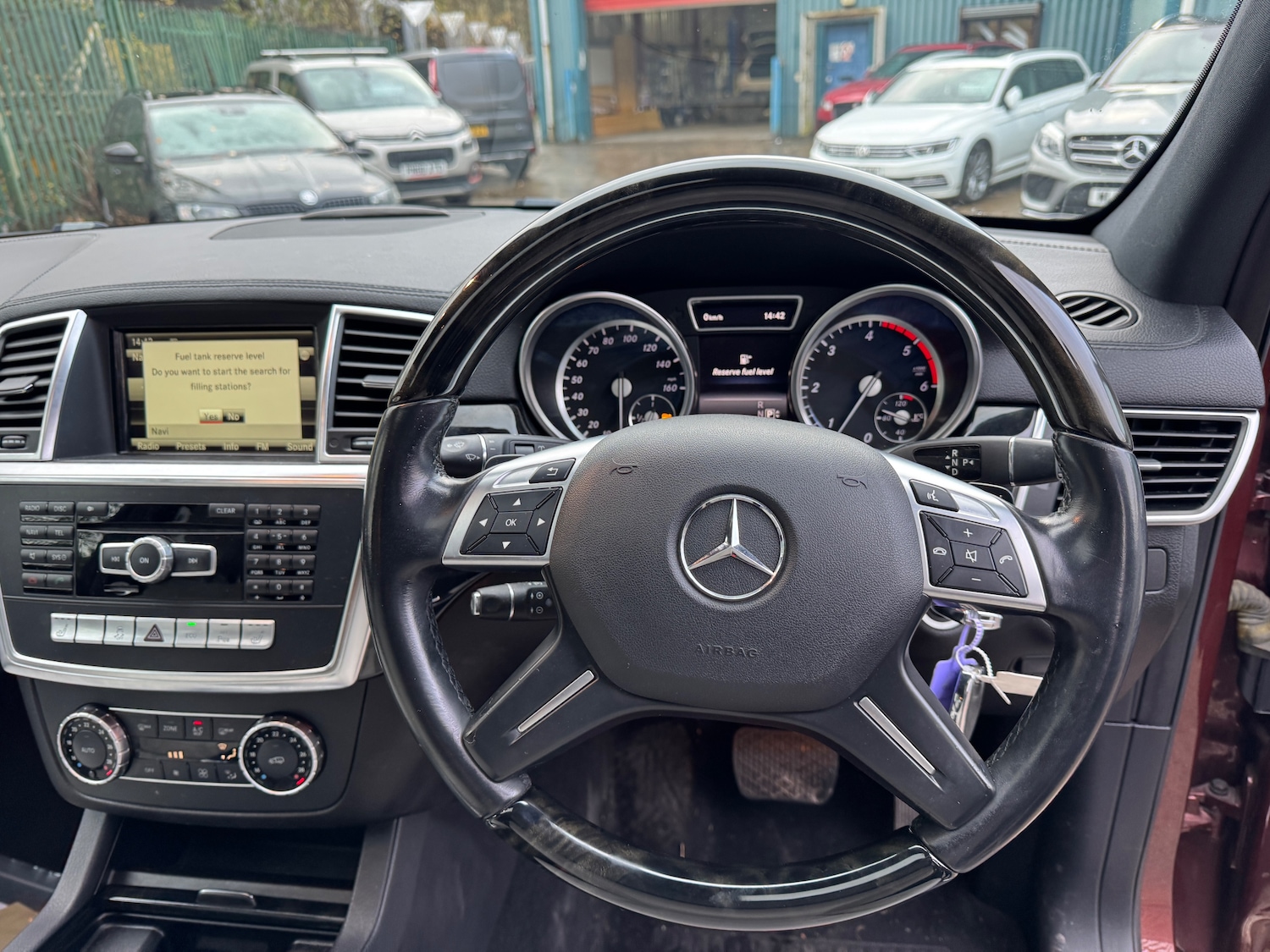 Used Mercedes-Benz GL Class 2014 for sale - 76616887: Photo 7