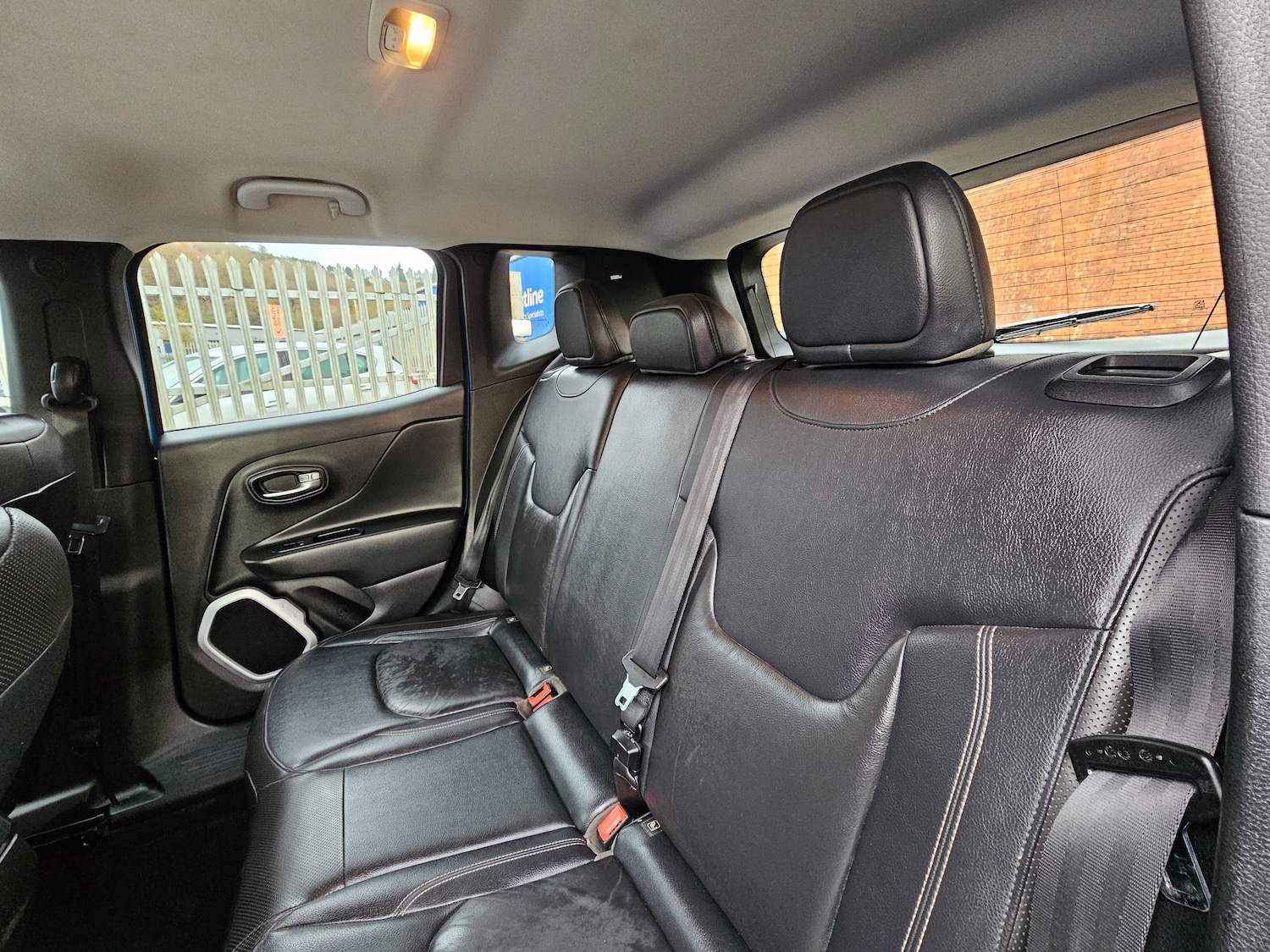 Used Jeep Renegade 2015 for sale - 76685503: Photo 14