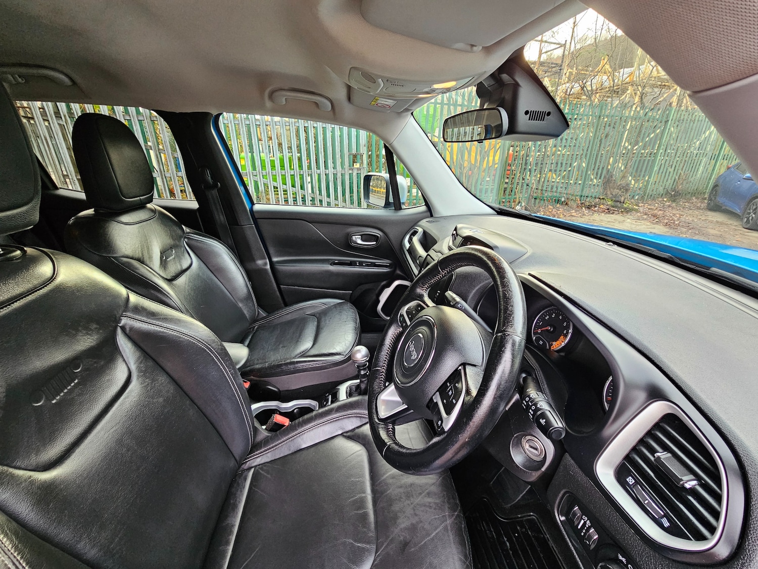 Used Jeep Renegade 2015 for sale - 76685503: Photo 19