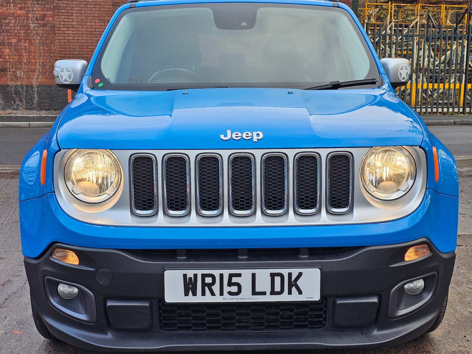 Used Jeep Renegade 2015 for sale - 76685503: Photo 2
