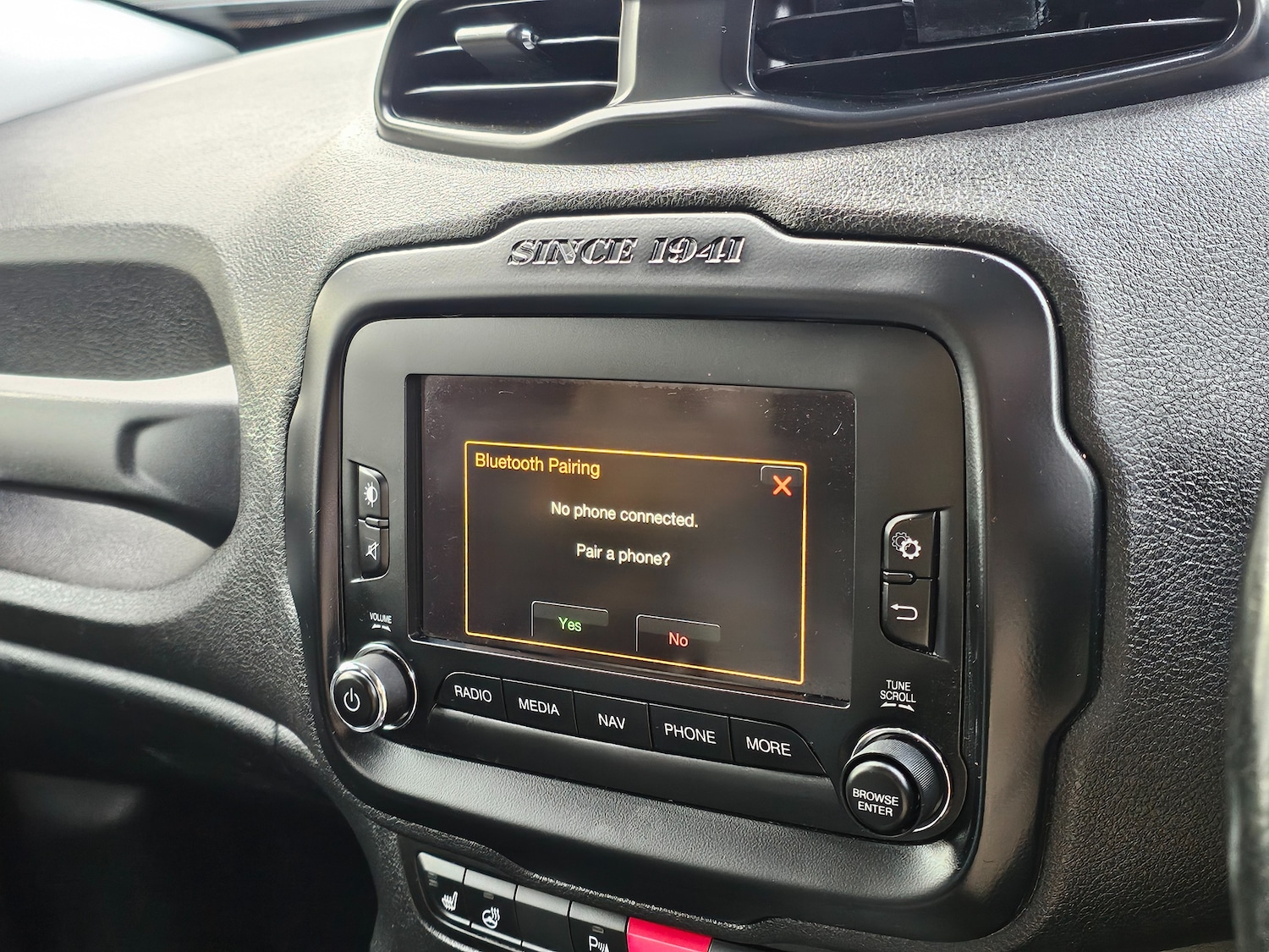 Used Jeep Renegade 2015 for sale - 76685503: Photo 24