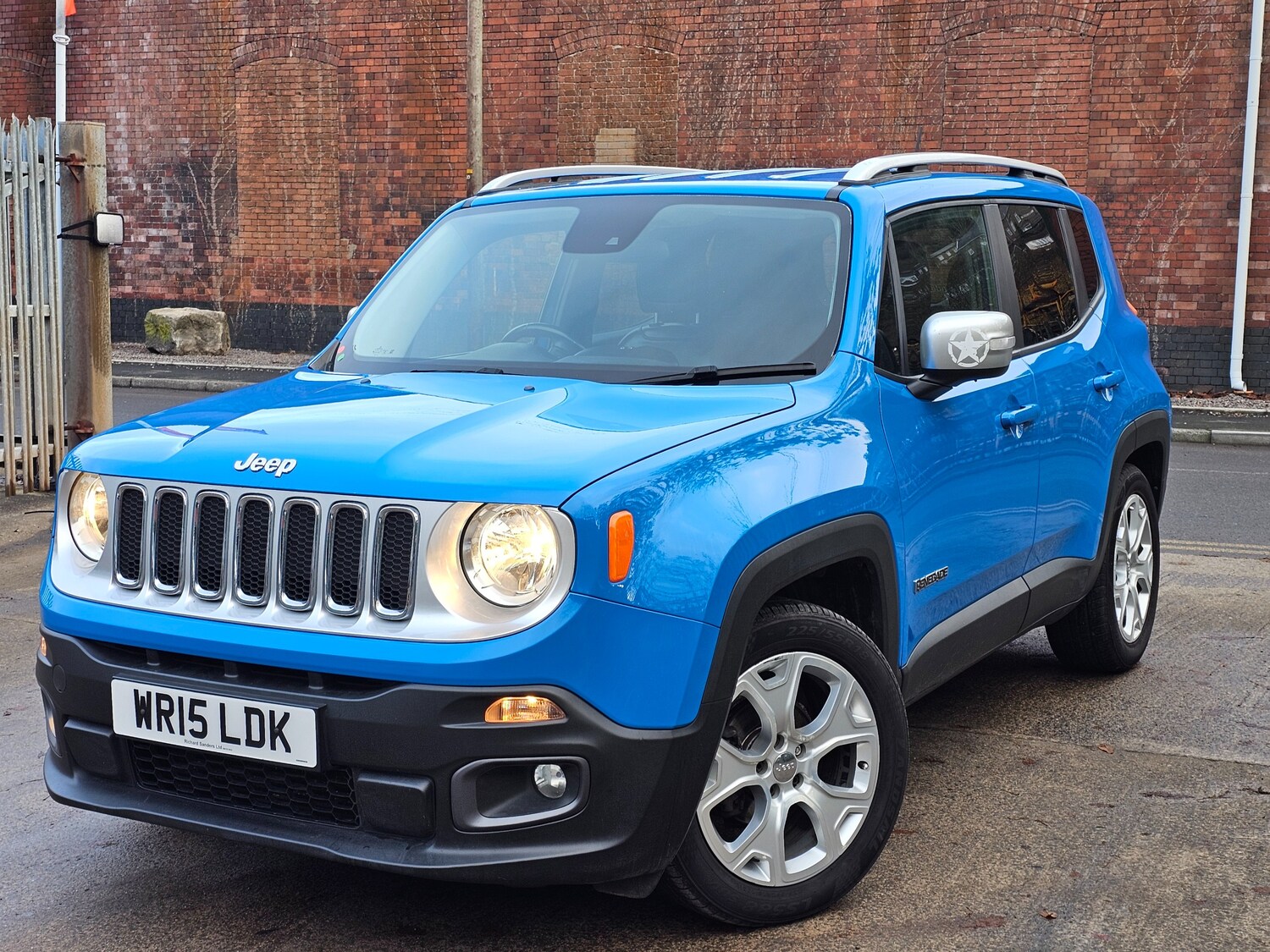 Used Jeep Renegade 2015 for sale - 76685503: Photo 3