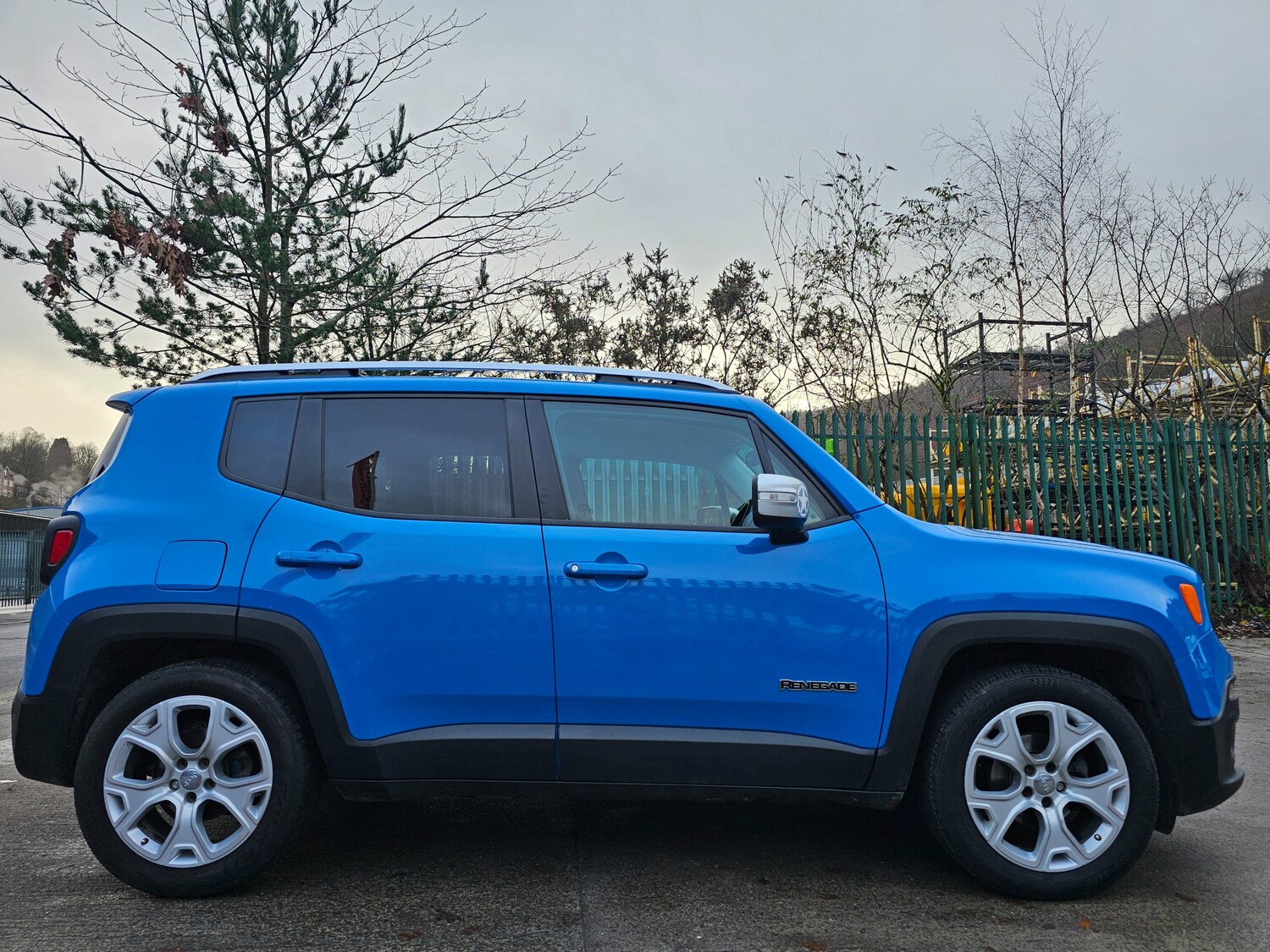 Used Jeep Renegade 2015 for sale - 76685503: Photo 4