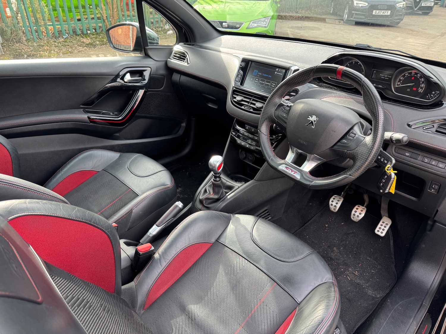 Used Peugeot 208 2017 for sale - 77639449: Photo 5