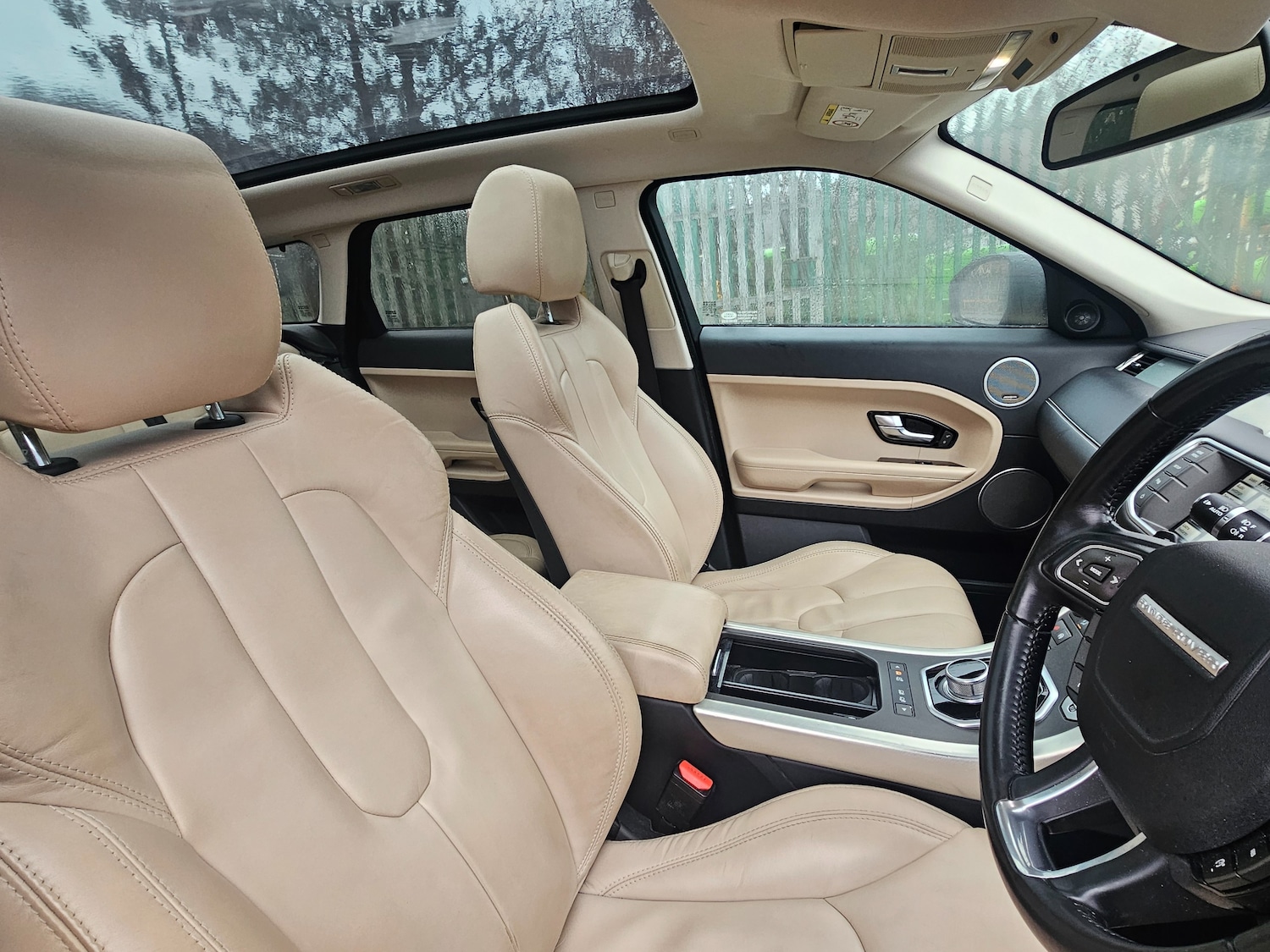 Used Land Rover Range Rover Evoque 2014 for sale - 77462988: Photo 6