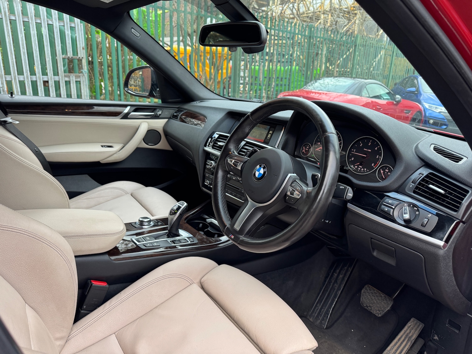 Used BMW X4 2017 for sale - 76750888: Photo 12