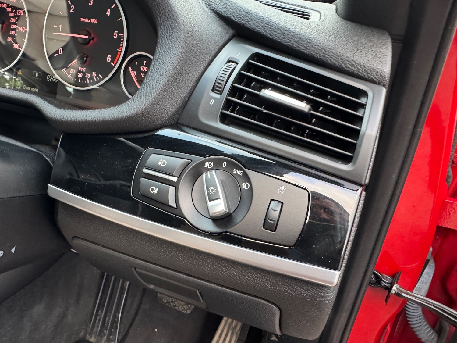 Used BMW X4 2017 for sale - 76750888: Photo 15