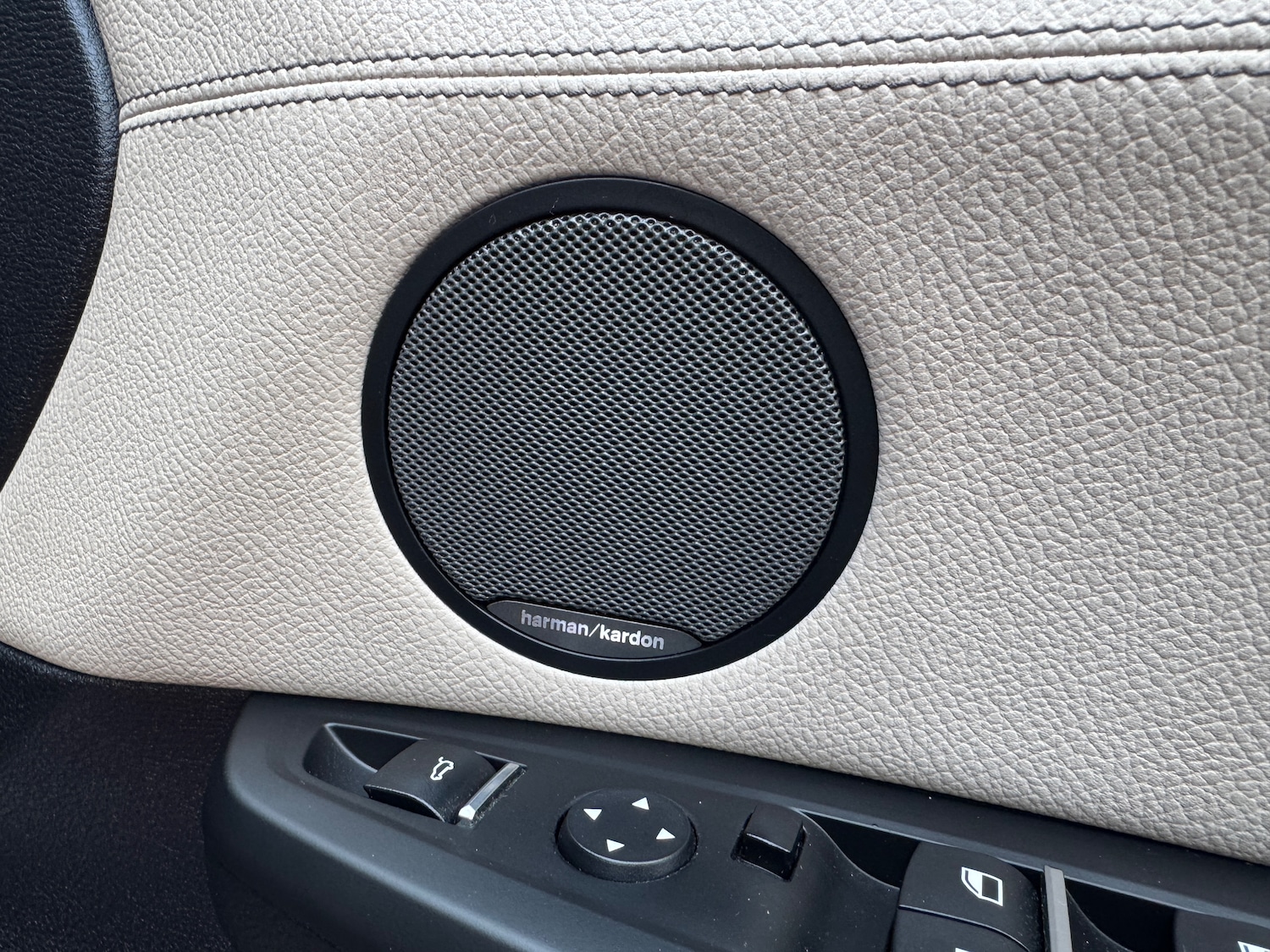 Used BMW X4 2017 for sale - 76750888: Photo 18