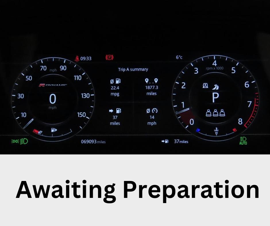 Used Land Rover Range Rover Velar 2018 for sale - 77180039: Photo 3