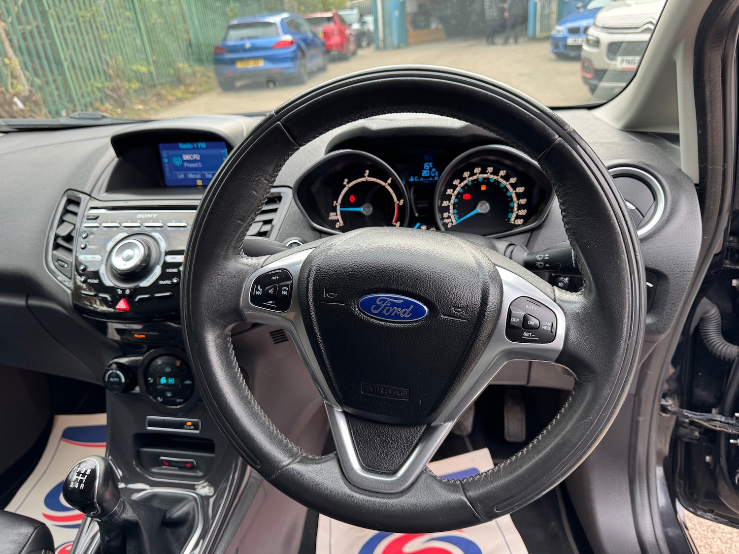 Used Ford Fiesta 2014 for sale - 75937926: Photo 11