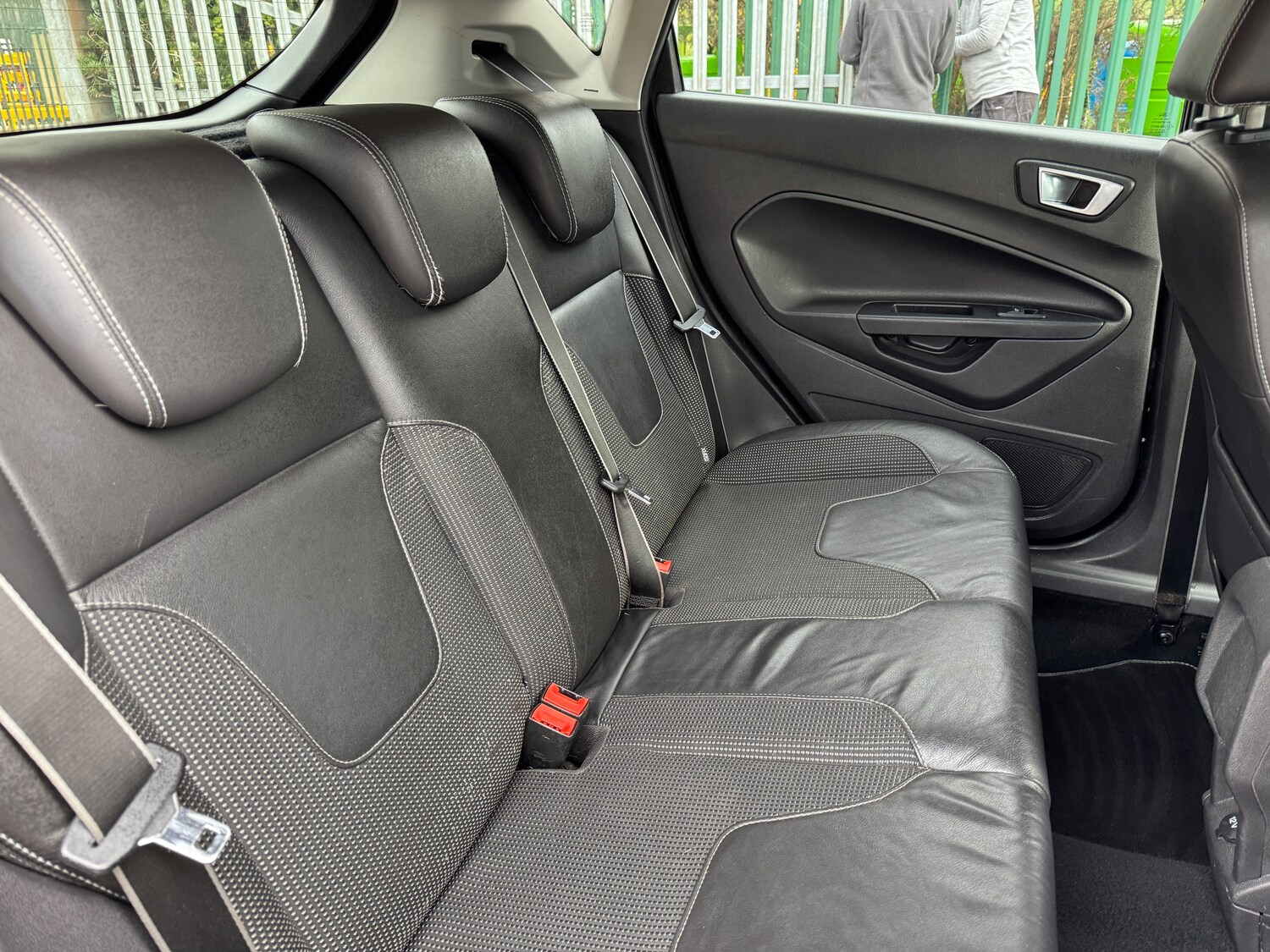 Used Ford Fiesta 2014 for sale - 75937926: Photo 15