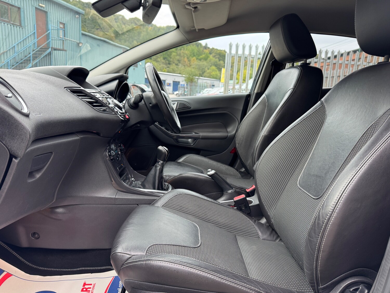 Used Ford Fiesta 2014 for sale - 75937926: Photo 19