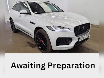 Used Jaguar F-Pace 2021 for sale - 75567852: Photo