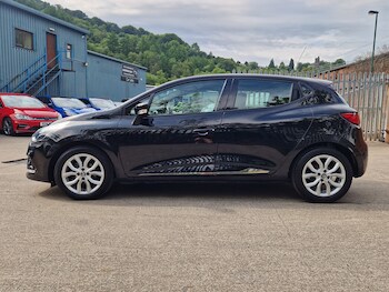 Used Renault Clio 2016 for sale - 74834491: Photo