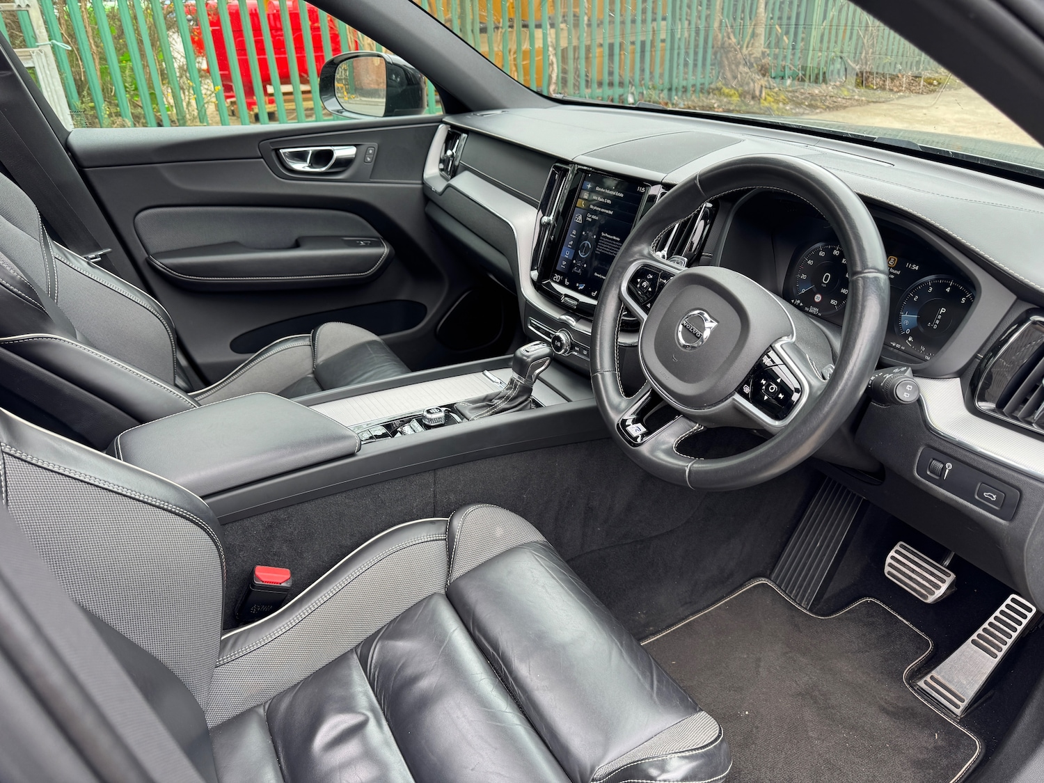 Used Volvo XC60 for sale - 78092323: Photo 5