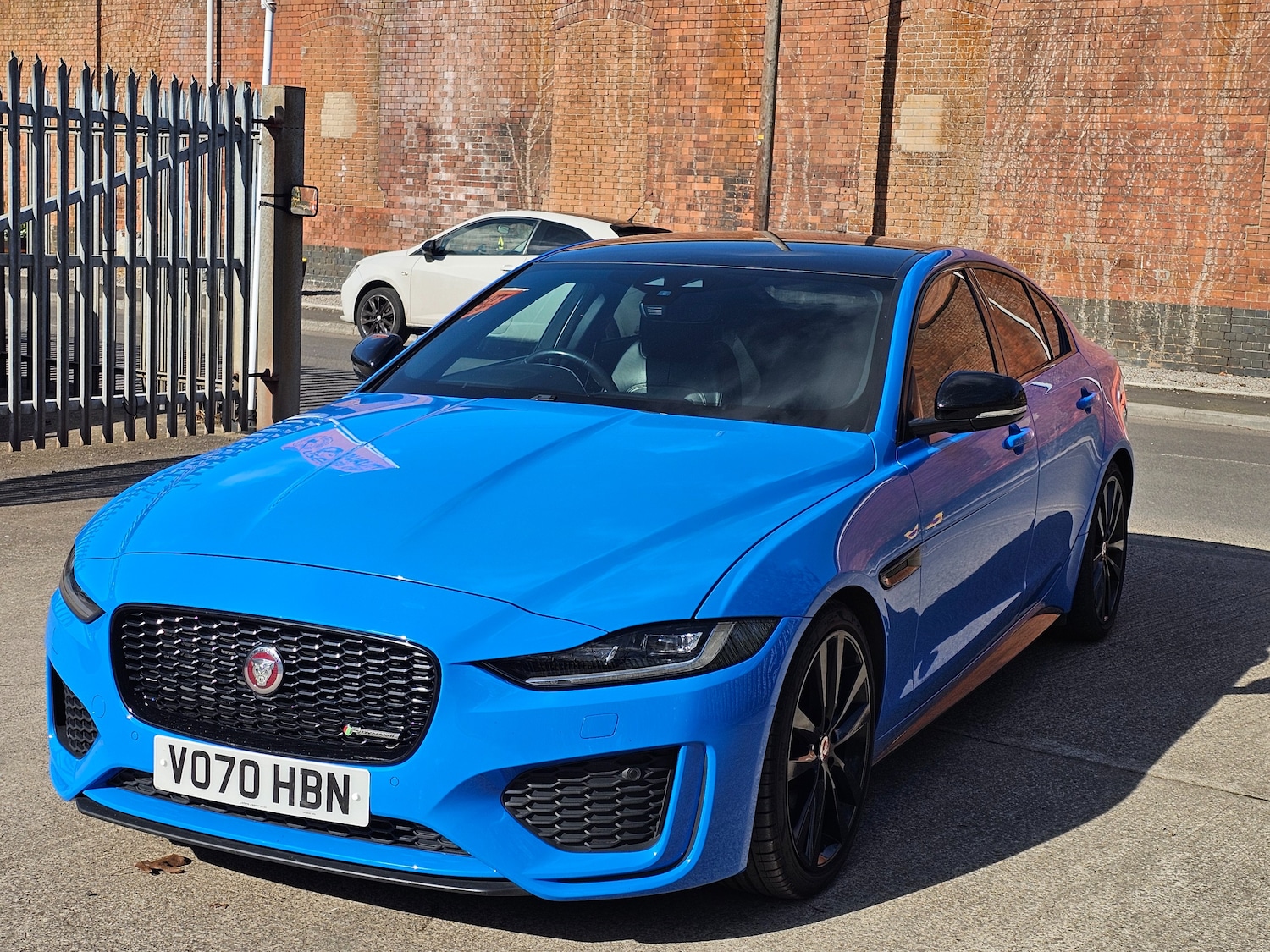 Used Jaguar XE for sale - 78111656: Photo 3