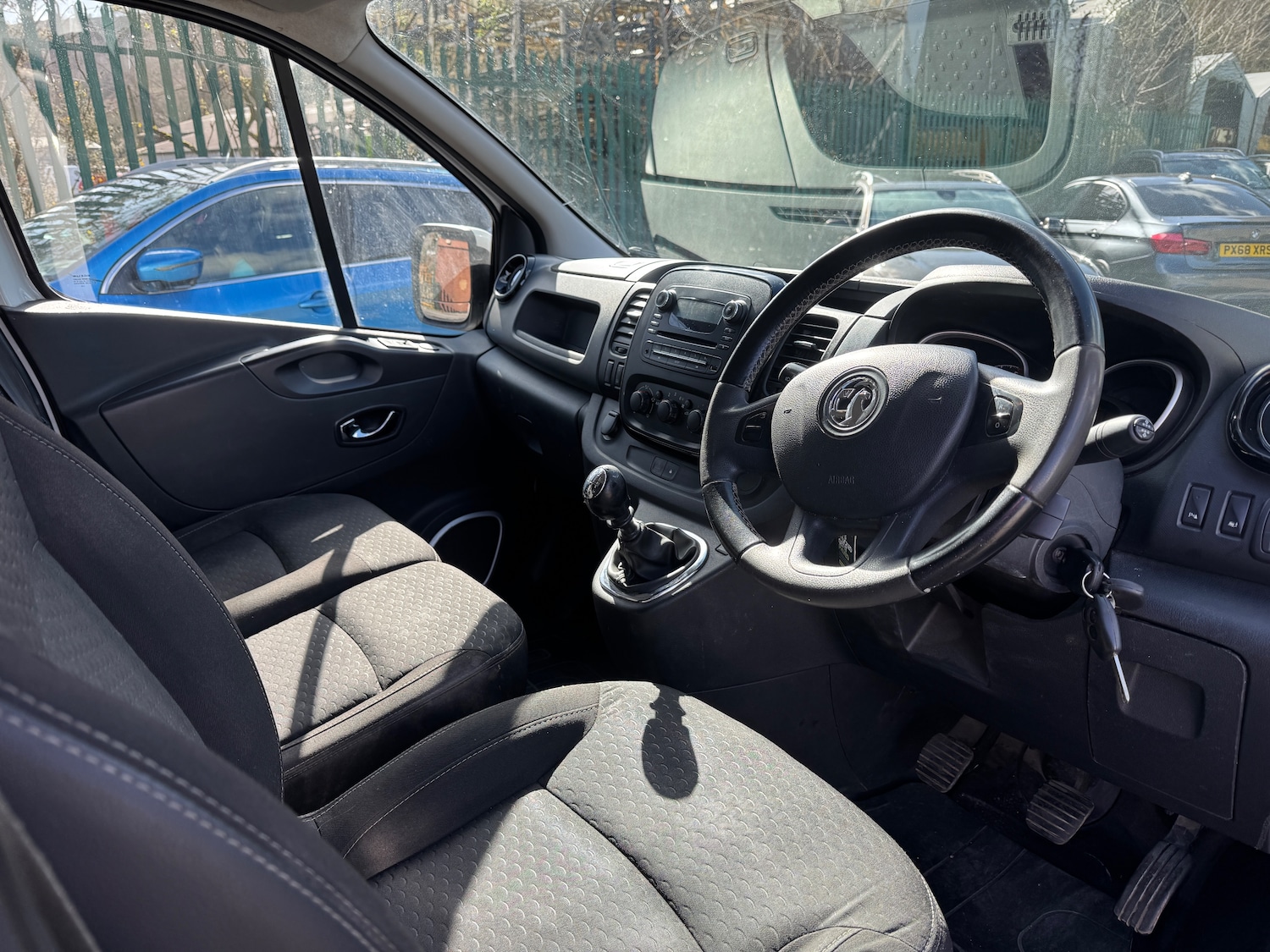 Used Vauxhall Vivaro 2016 for sale - 77888727: Photo 6
