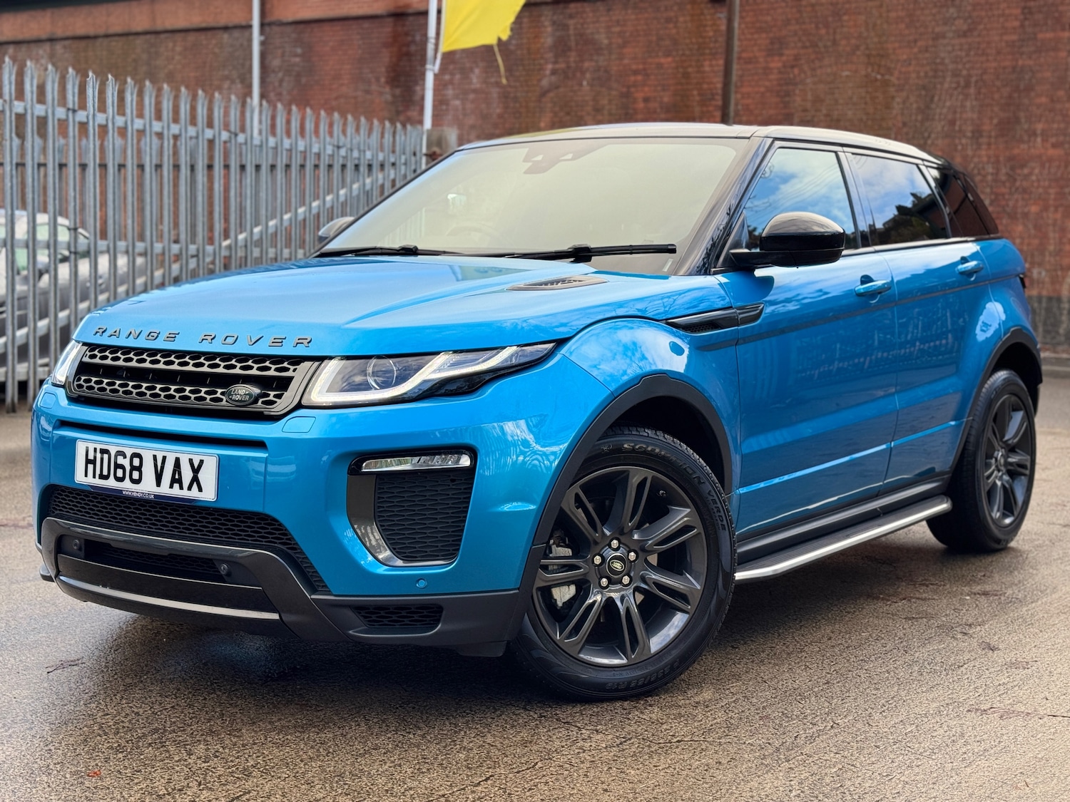 Used Land Rover Range Rover Evoque 2019 for sale - 76324499: Photo 3