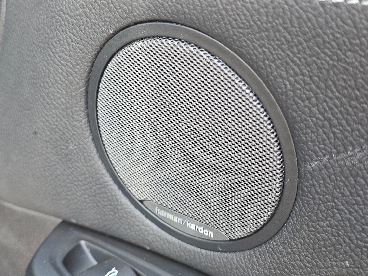 Used BMW X4 2017 for sale - 75908601: Photo 19