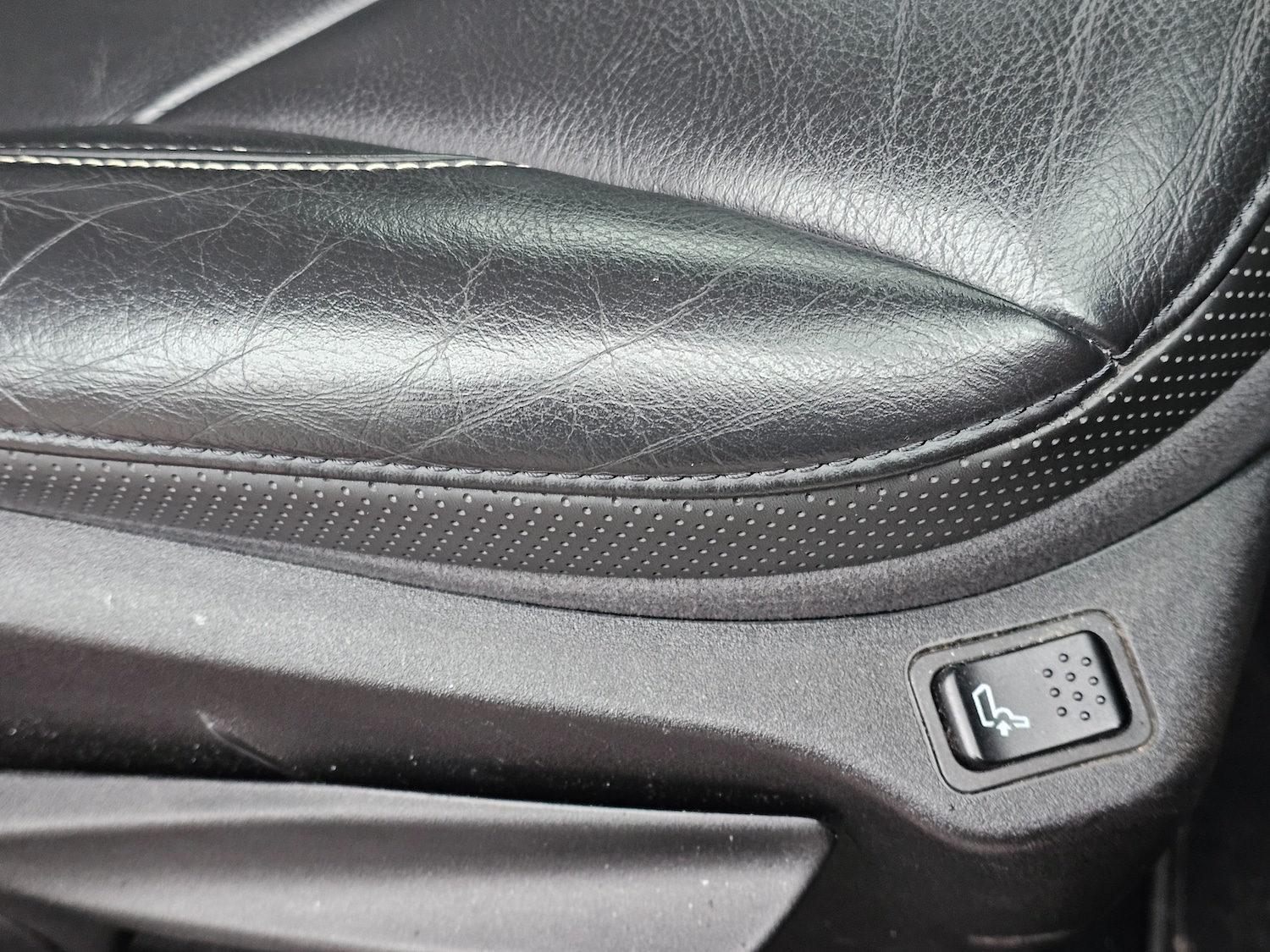 Used Jeep Renegade 2019 for sale - 76665376: Photo 2