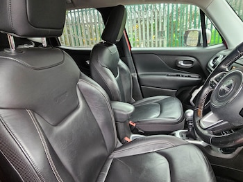 Used Jeep Renegade 2019 for sale - 76665376: Photo