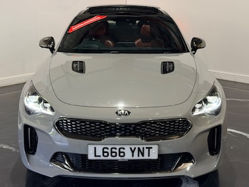 Used Kia Stinger 2019 for sale - 79551498: Photo