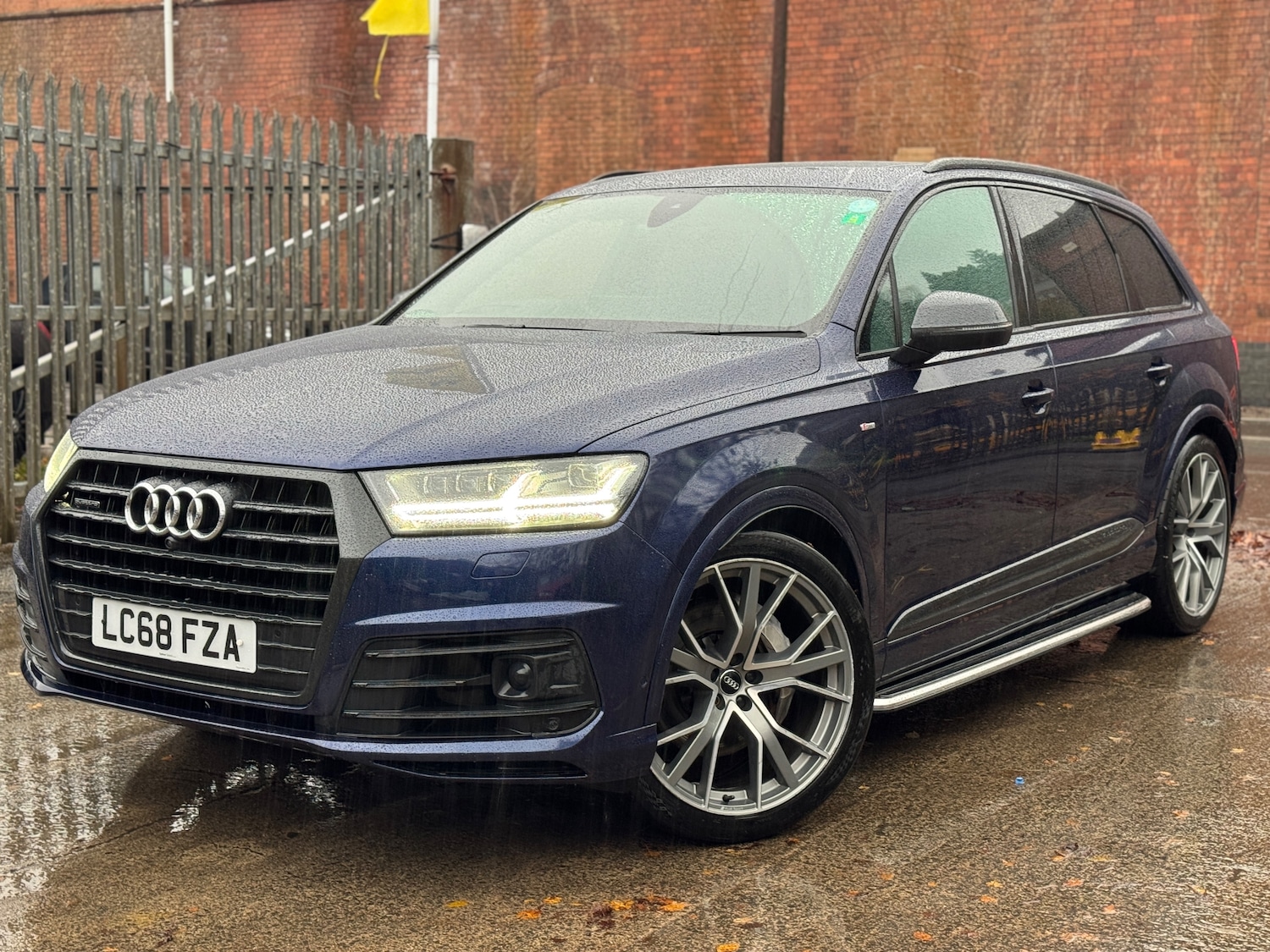 Used Audi Q7 2019 for sale - 76557802: Photo 2