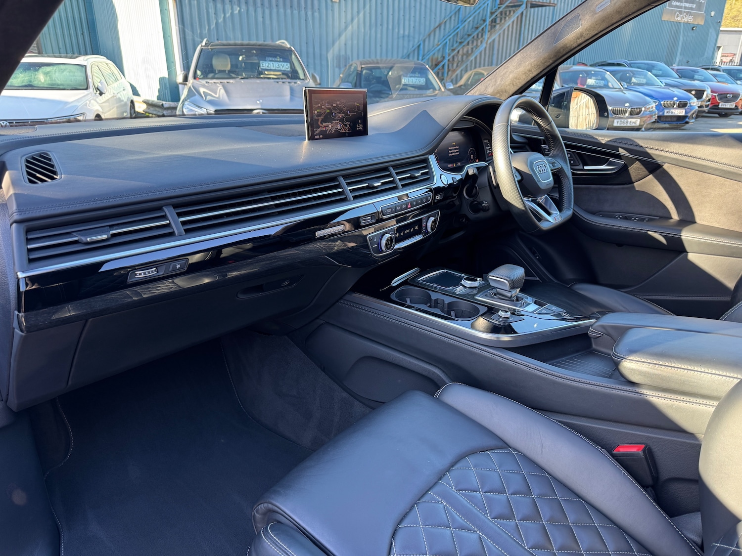 Used Audi Q7 2019 for sale - 76557802: Photo 40