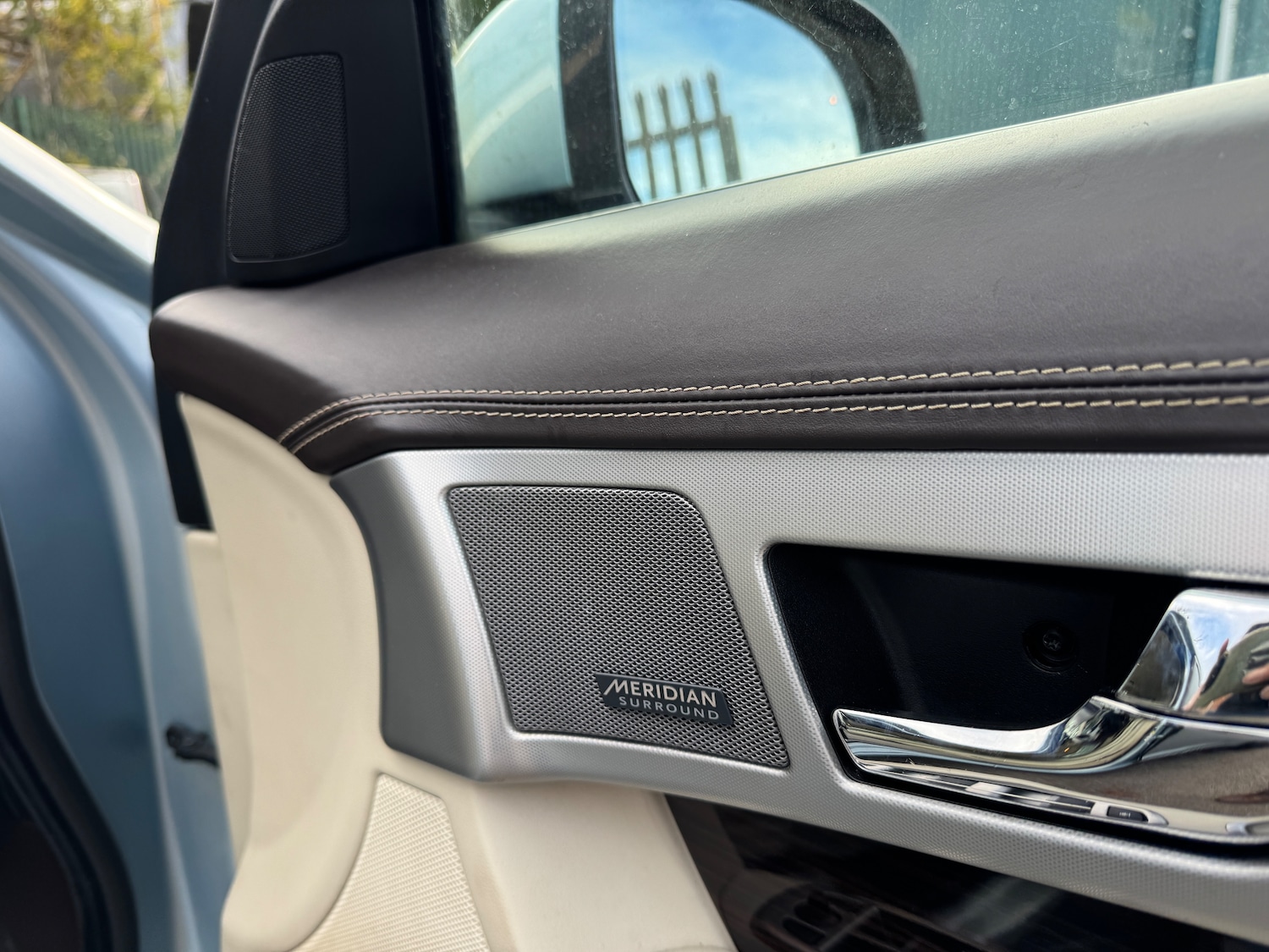 Used Jaguar XF 2013 for sale - 76346857: Photo 8