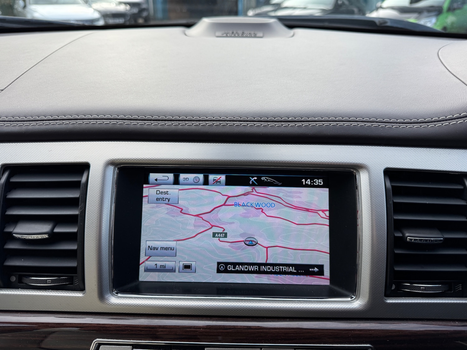 Used Jaguar XF 2013 for sale - 76346857: Photo 9