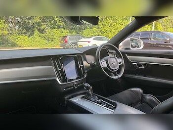 Used Volvo V90 2019 for sale - 75567836: Photo