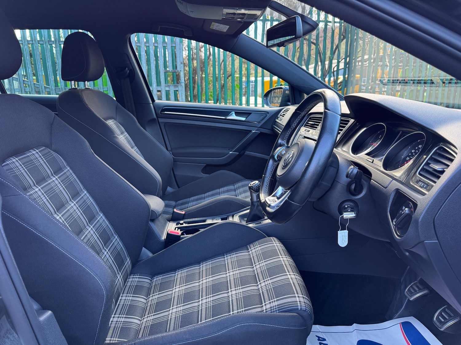 Used Volkswagen Golf 2014 for sale - 76369003: Photo 12