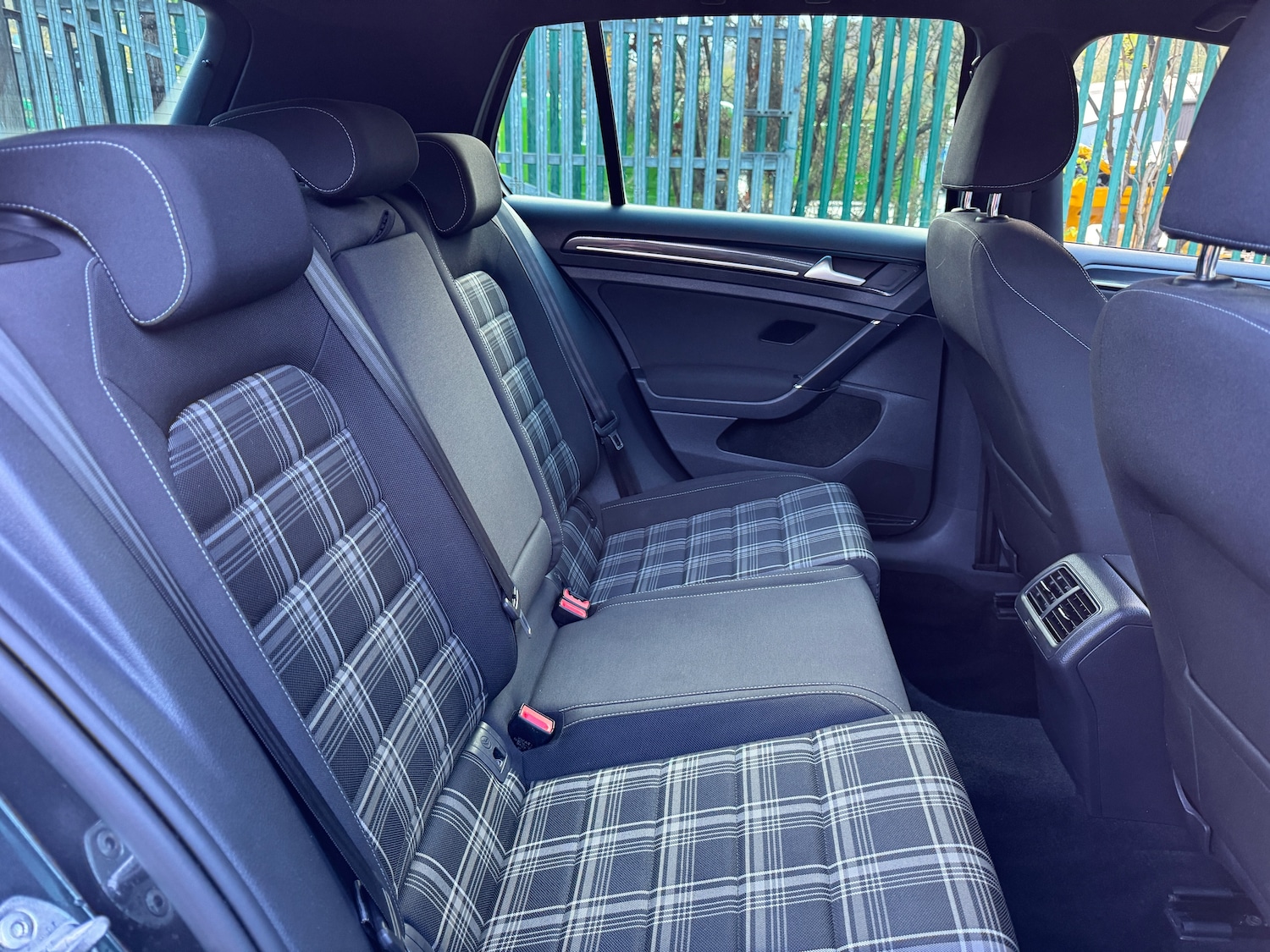 Used Volkswagen Golf 2014 for sale - 76369003: Photo 19