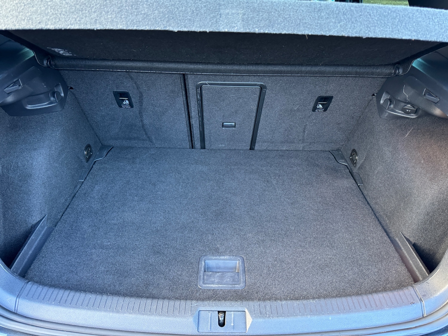 Used Volkswagen Golf 2014 for sale - 76369003: Photo 22